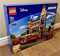 LEGO 71044 DISNEY TRAIN AND STATION DISNEYLAND TRAIN - BRAND NEW SEALED SET