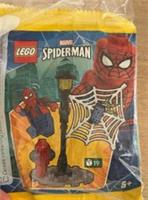 LEGO MARVEL SPIDERMAN HANGING OUT 682504 NEW SEALED