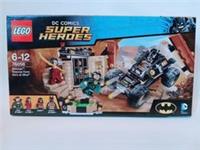 Lego 76056 Batman : Escape from Ra's Al Ghul Sealed Retired DC Super Heroes Set