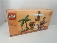 LEGO Limited Edition Set 40589 Pirate Ship Playground - NEW and SEALED