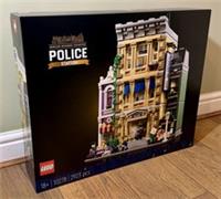 LEGO 10278 POLICE STATION MODULAR BUILDING CREATOR EXPERT - BRAND NEW AND SEALED