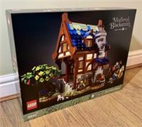 LEGO 21325 IDEAS MEDIEVAL BLACKSMITH - BRAND NEW SEALED RETIRED SET