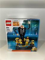 Lego Despicable Me - 75582 - Brick Built Gru + Minions - Brand New (Damaged Box)