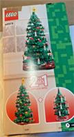 LEGO 40573 Christmas Tree Set Toy 2 in 1 Holiday Festive Decor Display Box Open