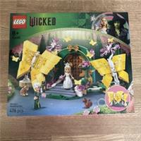 LEGO Wicked: Glinda's Wedding Day 75688 Building Kit. Brand New Unopened Box