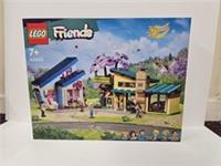 LEGO FRIENDS: Olly and Paisley's Family Houses (42620) Retired Set!