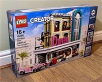 LEGO 10260 DOWNTOWN DINER MODULAR BUILDING - BRAND NEW SEALED RETIRED SET