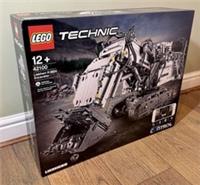 LEGO 42100 TECHNIC LIEBHERR R 9800 - BRAND NEW IN SEALED BOX