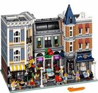 LEGO Creator Expert Assembly Square (10255) Brand New Sealed Free Postage