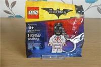 LEGO 5004928 Kiss Kiss Tuxedo Batman Keyring Batman Movie NEW Sealed