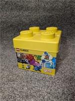 LEGO 10692 Classic Creative Bricks Retired 2022 Building Blocks Construction Toy