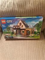 LEGO City 60398 Family House And Electric Car Retired Set Brand New And Sealed