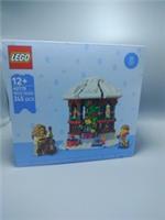 LEGO 40778 WINTER GAZEBO. Brand New Sealed Box.