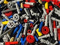 LEGO Technic 150+ mixed pins, x12 gears , connectors, bushes , axles & 2x joints