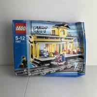 Lego 7997 Train Station New SEALED 2007 Super RARE!! UK Seller
