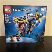 LEGO TECHNIC: Deep-Sea Research Submarine (42201)