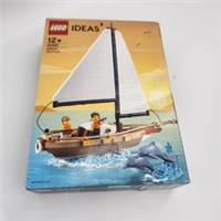 LEGO Ideas 40487 Sailboat Adventure & Dolphins Set Box Damage New