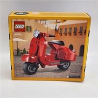 LEGO Creator Vespa (40517) Scooter Building Kit. New/Sealed. Ideal Gift