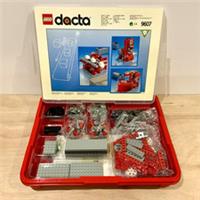 Lego Dacta 9607 Technology Activity Set (Technic) ~ 9V Motor ~ Please Read