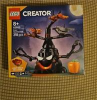 LEGO 40900 Scary Hauned Tree Halloween GWP - In Hand
