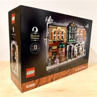 Lego Sherlock Holmes Icons 10351: Book Nook Set (18+) New, Sealed Box Damage