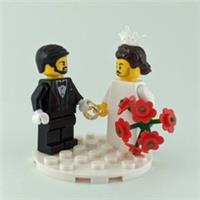 LEGO Groom Minifigure Set with Red Bouquet, Wedding Ring and Baseplate