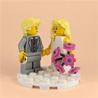 Blonde LEGO Bride & Groom Minifigure Set with Accessories and Baseplate