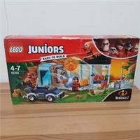 LEGO Juniors The Incredibles The Great Home Escape 10761 New Sealed Retired Rare