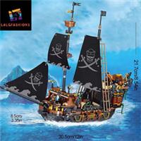Creative 1348PCS Pirete Ship Model Classic Sailing Vessel Building Blocks Toys