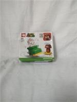 LEGO Super Mario Goombas Shoe Expansion Set. Brand New. 71404 Box Damaged