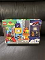 LEGO DUPLO | 10895 | Emmet & Lucy Visitors DUPLO Planet | RETIRED | Brand New
