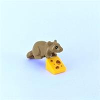 Lego Rat / Mouse with Swiss Cheese Slice