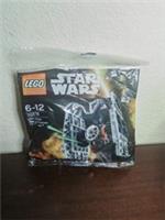 LEGO Star Wars: First Order Special Forces TIE fighter (30276)