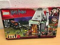 LEGO Harry Potter Hagrid's Hut 4738 NEW RETAIL DAMAGED BOX