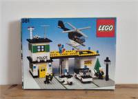 381 Lego Police Headquarters - New & Sealed bags - 1979 - Vintage set