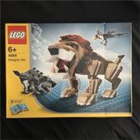 LEGO Creator / Designer 4884 Wild Hunters | New + Sealed 2005 Set | Lion