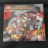LEGO Minecraft 21162 The Redstone Battle | New + Sealed | Retired