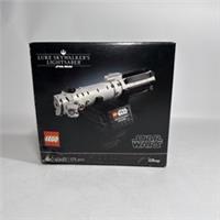 LEGO Star Wars: Luke Skywalker's Lightsaber (40483)