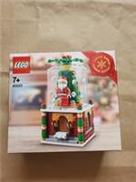 Lego Seasonal Snow Globe 40223 BNIB Sealed