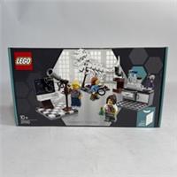 LEGO Ideas: Research Institute (21110)
