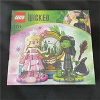 LEGO Wicked 75682 Elphaba & Glinda Figures | New + Sealed