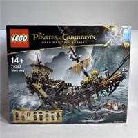 LEGO Pirates of the Caribbean THE SILENT MARY 71042 Skeleton Ship Sealed NIB