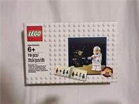 LEGO 5002812 PROMO SPACEMAN ASTRONAUT MINI FIGURE SET BRAND NEW IN BOX 2014 .,.