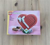 Lego Creator Valentines Day Box Heart 40759 New