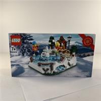 LEGO Seasonal: Ice Skating Rink (40416)
