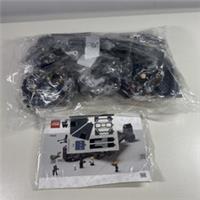 LEGO Star Wars: The Justifier (75323) - NO BOX DAMAGED MANUAL