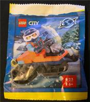 LEGO 952512 City- Arctic Explorer with Snowmobile - Mini Set 2025 - New & Sealed