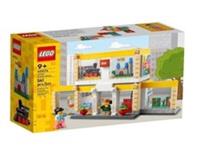 LEGO Promotional: Lego Brand Store (40574) - 2022 - New & Sealed