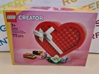 Lego Celebrations Series Set 40759 - Valentines Day Chocolate Box Heart - NEW