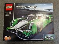 LEGO TECHNIC: 24 Hours Race Car (42039) - BNIB - Free P&P - Some scuffs to box